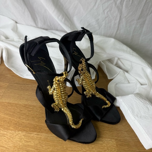 Giuseppe Zanotti Shoes - Vintage Giuseppe Zanotti Alligator Heels